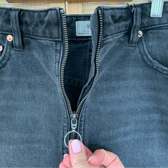We the Free black denim full zipper up mini skirt, size 27 - Picture 6 of 9